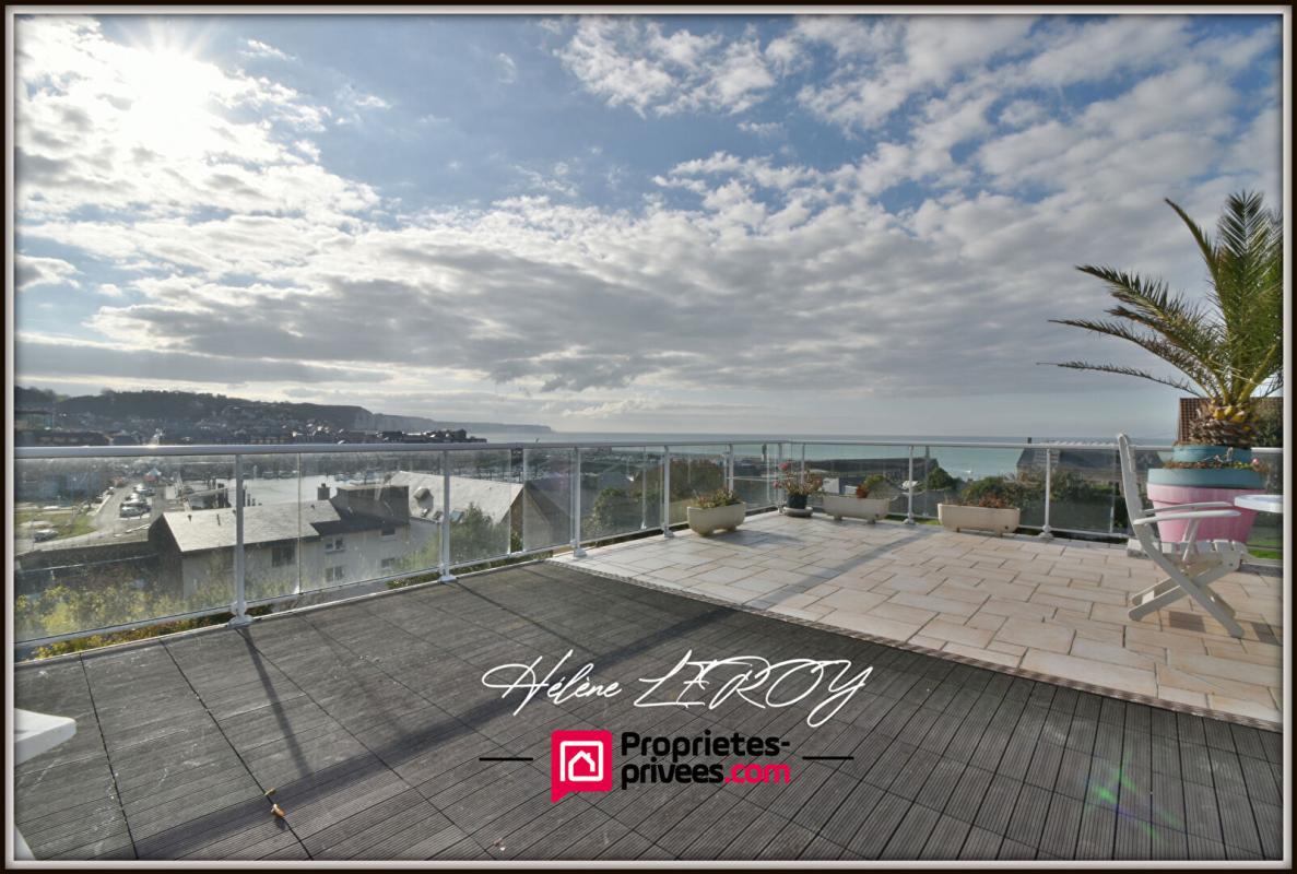 FECAMP Grande demeure familiale avec vue panoramique sur Fécamp et la mer 16