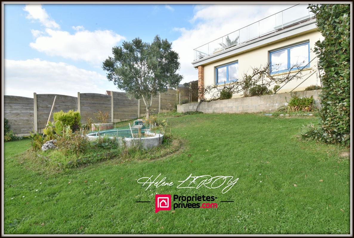 FECAMP Grande demeure familiale avec vue panoramique sur Fécamp et la mer 17