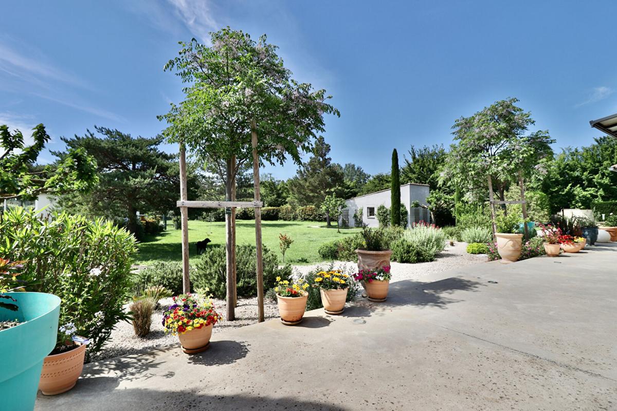 MONTEUX Demeure de prestige Monteux 10 pièce(s) 13