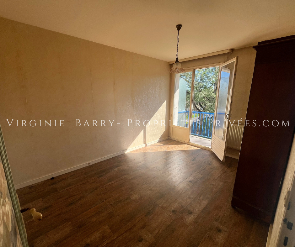 ROCHEFORT APPARTEMENT T3 AVEC ASCENSEUR, BALCONS ET GARAGE 10