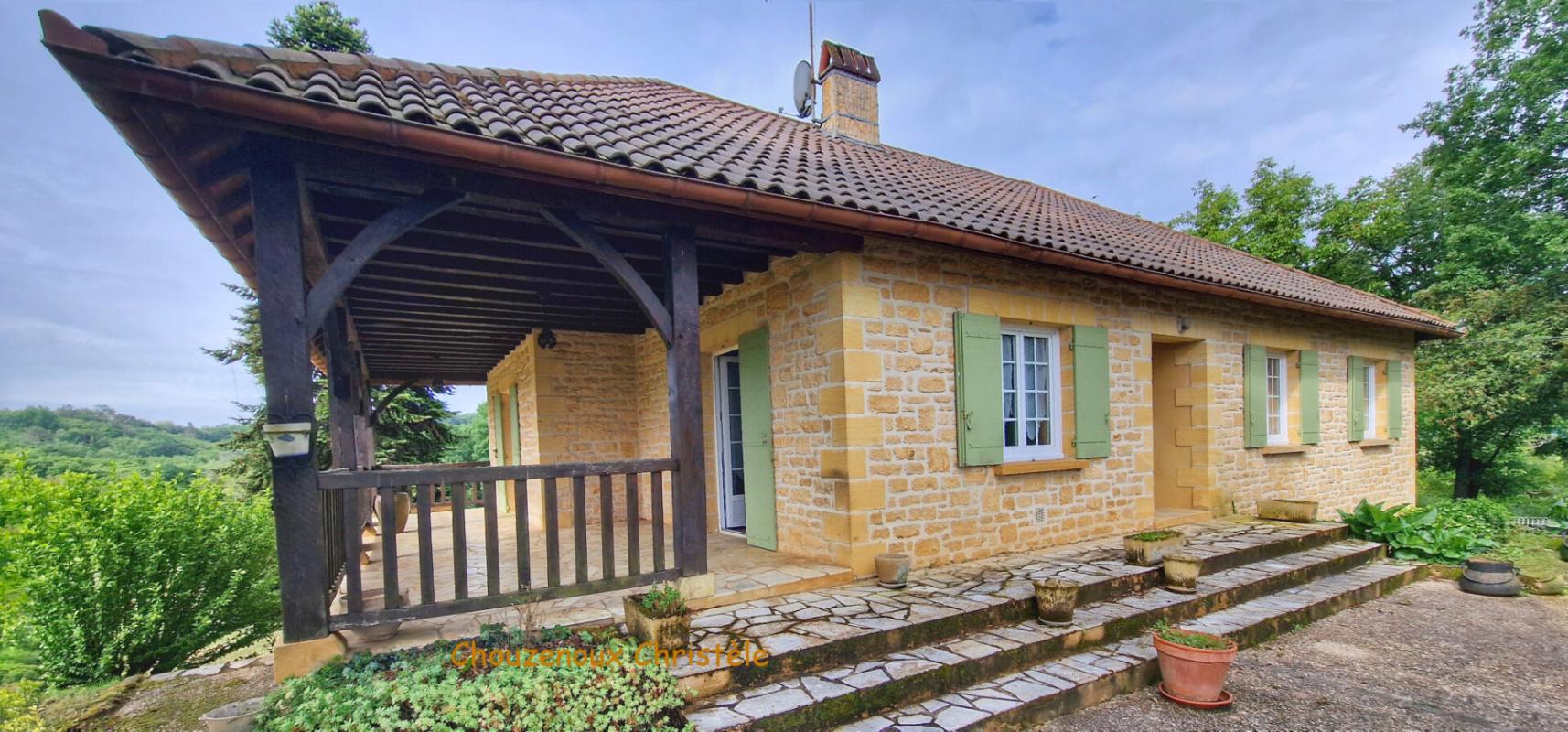 VEYRIGNAC 24370 Veyrignac : Maison en pierre du paysavec studio ,10 pièce(s) 194 m2 1