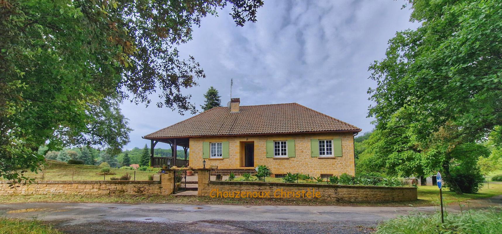 VEYRIGNAC 24370 Veyrignac : Maison en pierre du paysavec studio ,10 pièce(s) 194 m2 14