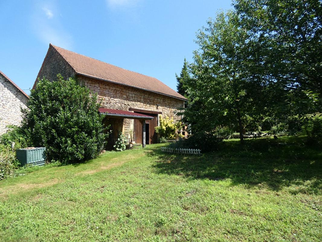 CHERVEIX-CUBAS Maison 115 m2 / 3 chambres / grange / terrain 2900m² 4