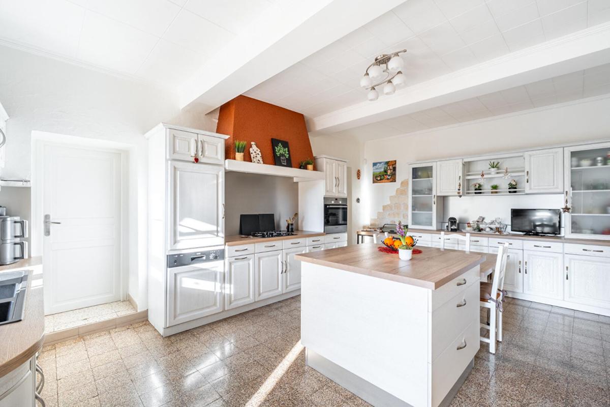 JONAGE Maison Jons limite Jonage 5 pièce(s) 170 m2 3