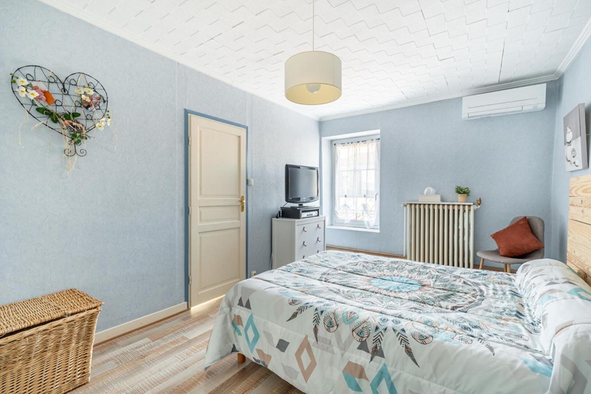 JONAGE Maison Jons limite Jonage 5 pièce(s) 170 m2 8