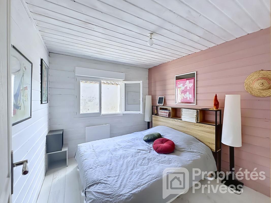 ANDILLY Maison de caractère pierres et bois 145 m² 6