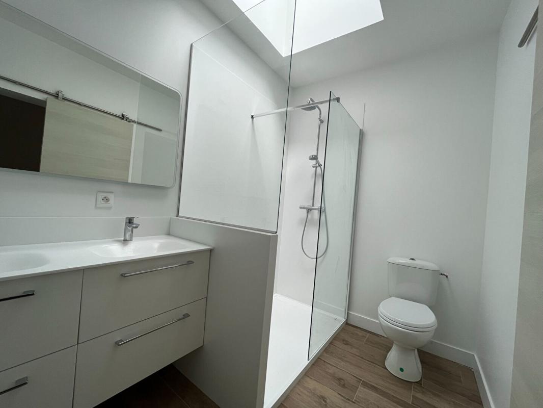 LE BOUSCAT Echoppe Le Bouscat 5 pièces 126 m2 sur une parcelle de 540 m2 avec garage et stationnement 10