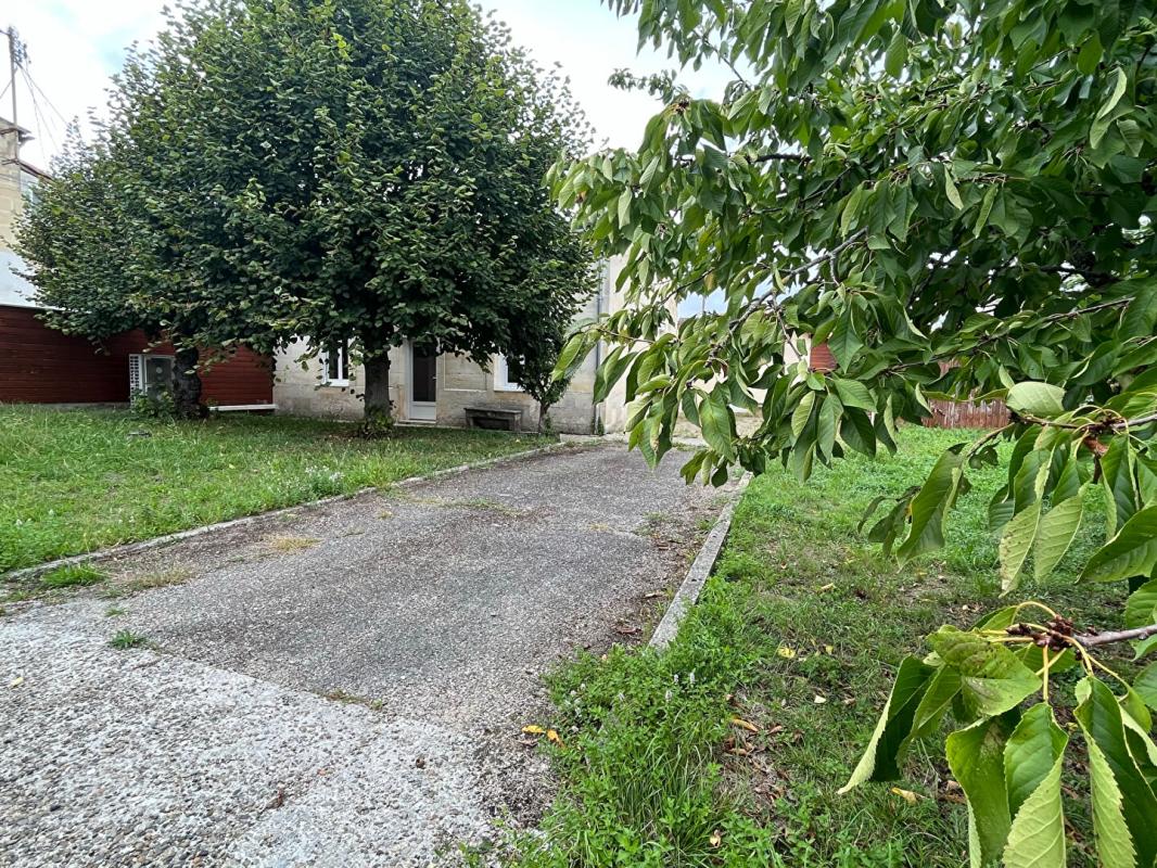 LE BOUSCAT Echoppe Le Bouscat 5 pièces 126 m2 sur une parcelle de 540 m2 avec garage et stationnement 11