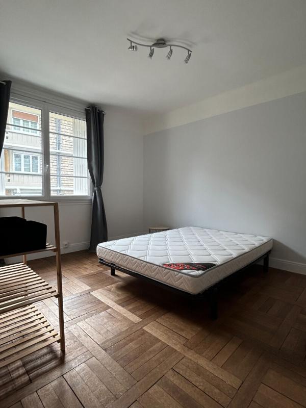 LISIEUX 14100 Lisieux Appartement 5 pièces rénové 185 000 Euros 7