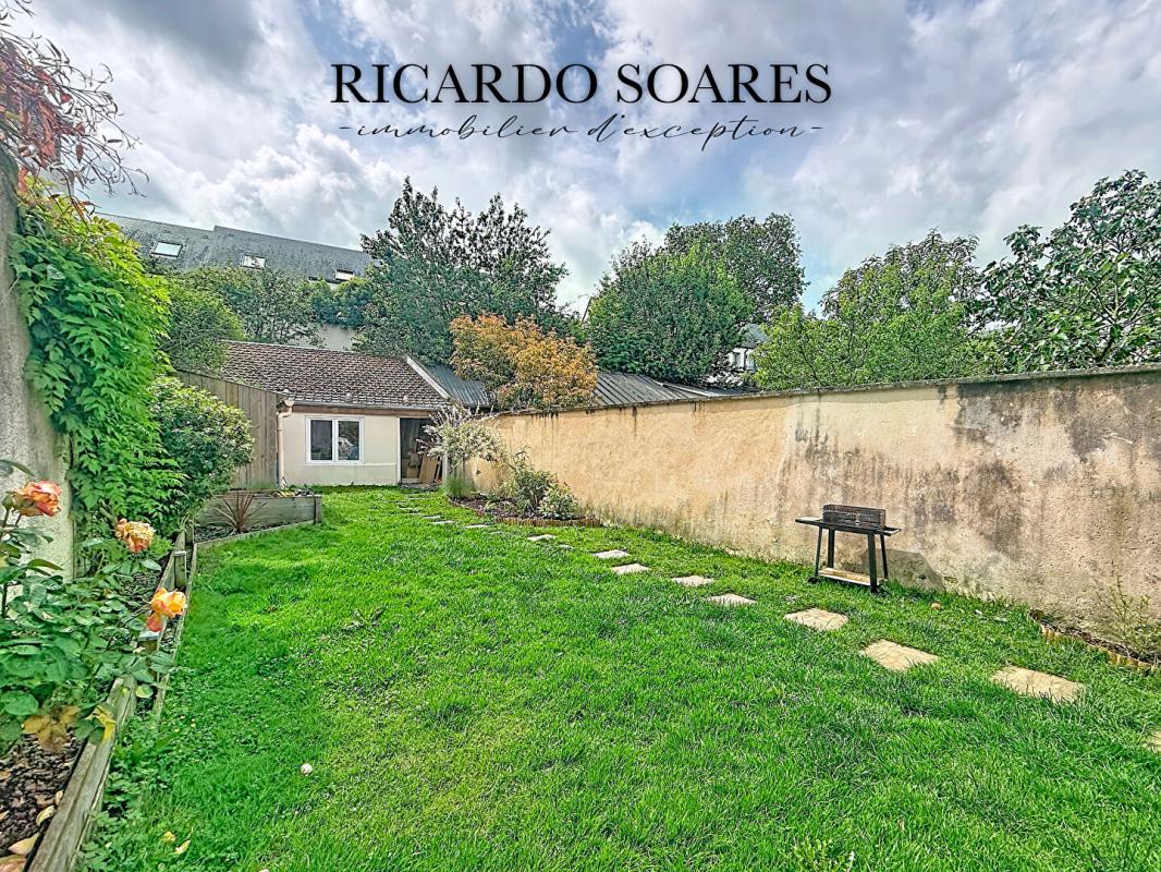 PONT-SAINTE-MAXENCE PONT-SAINTE-MAXENCE 60700 - MAISON DE VILLE 64 m² / 1 CHAMBRE / 1 STUDIO INDÉPENDANT / JARDIN ET TERRASSES 15