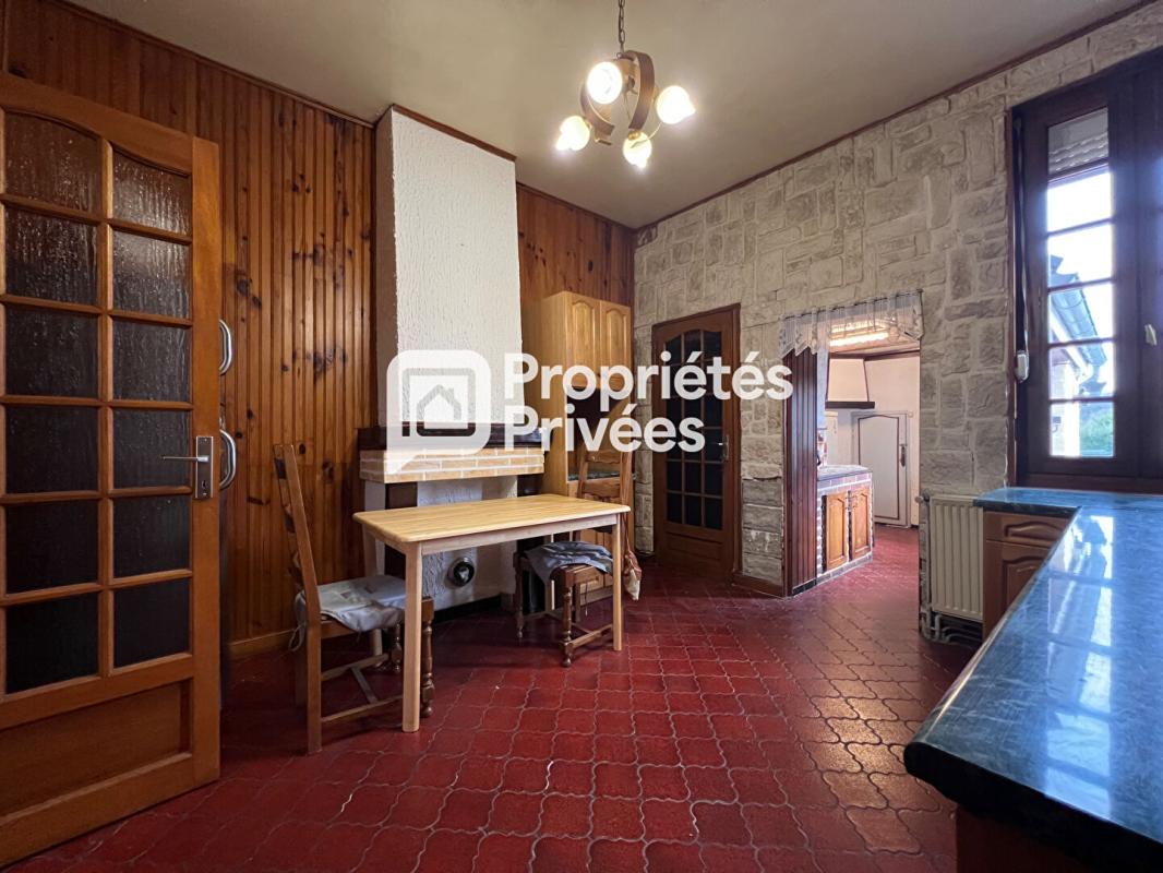 BRUAY-LA-BUISSIERE Maison de ville à Bruay-La-Buissière avec jardin, cour et potentiel d'aménagement 5