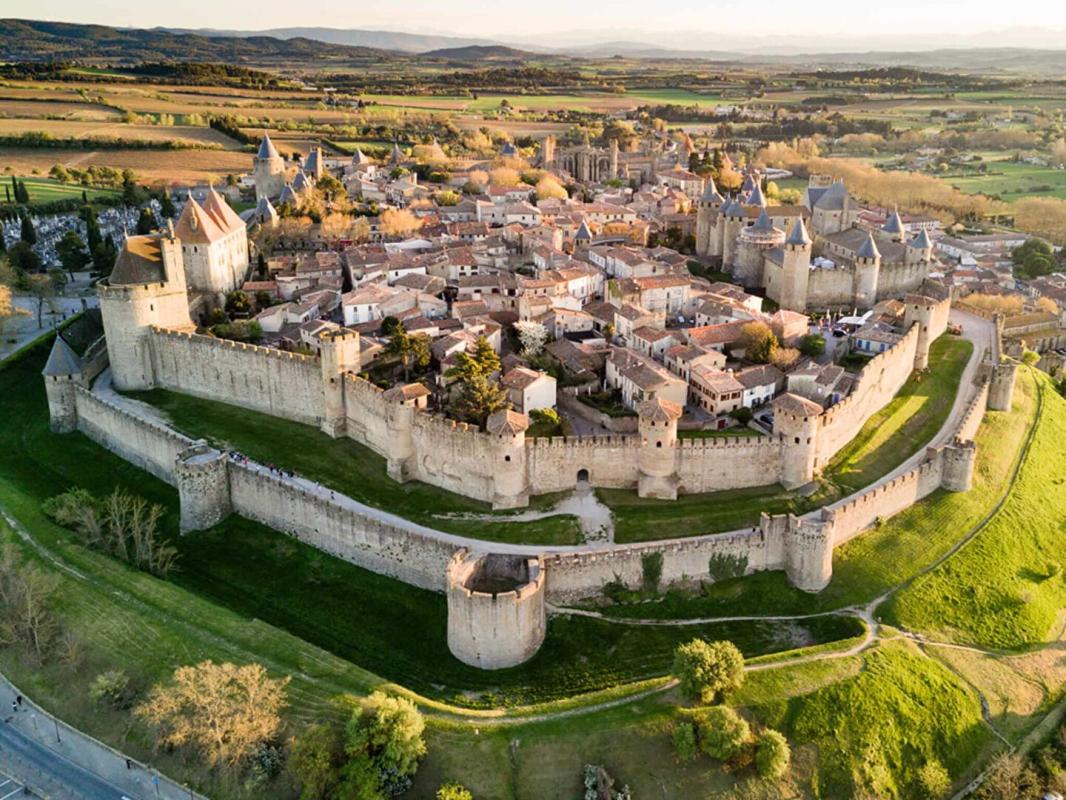 CARCASSONNE EXCEPTIONNEL ! Appartement duplex au coeur de la Cité Médiavale de Carcassonne 3