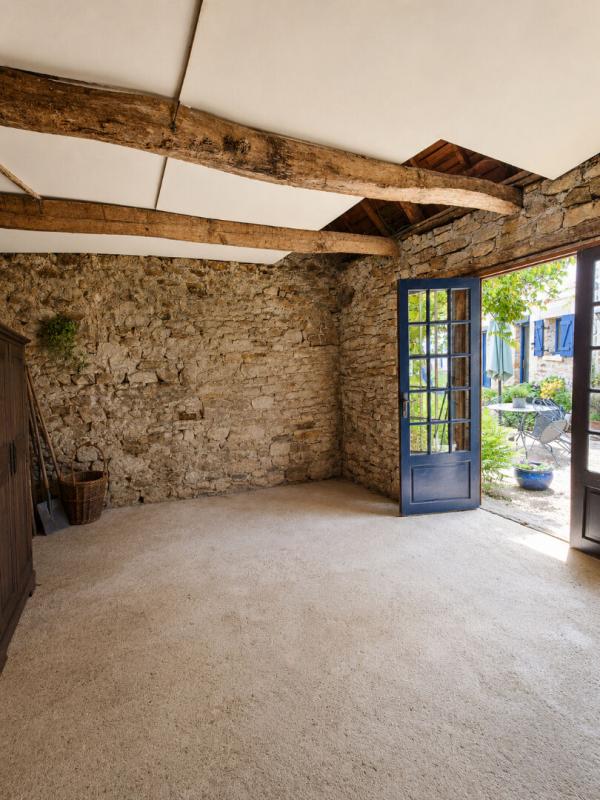 PRIZIAC Belle maison en pierres  de 1901 avec  de nombreuses dépendances -134 m² habitables + 236 m2 aménageables supplémentaires - Terrain de 1 850 m² - Environnement calme et verdoyant 18
