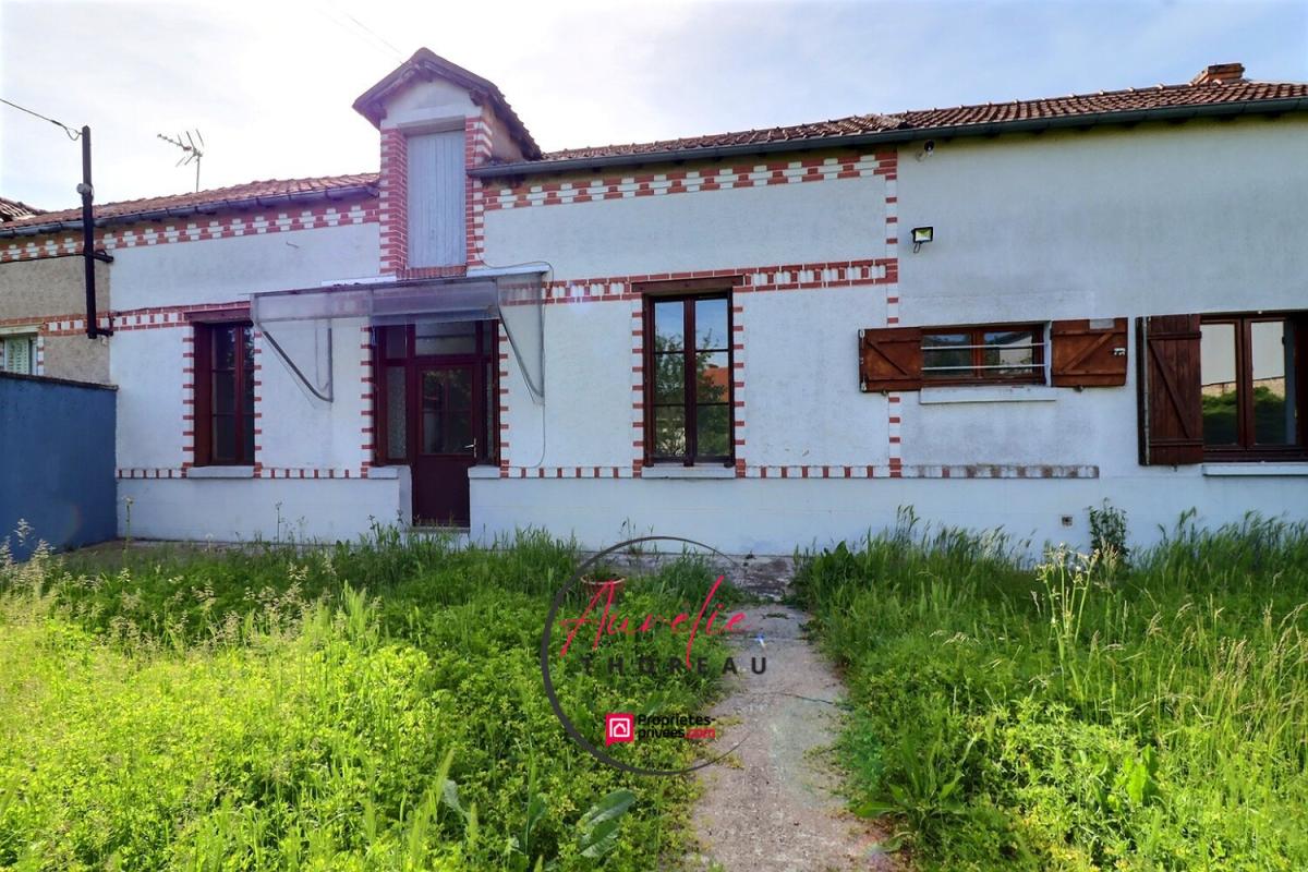 ARTENAY Maison plain pieds, Artenay, 2 chambres 10