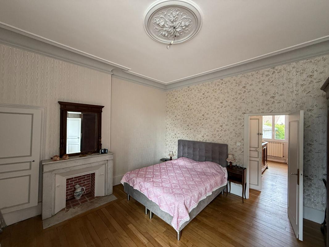 YZEURE Maison Yzeure 212 m2 8