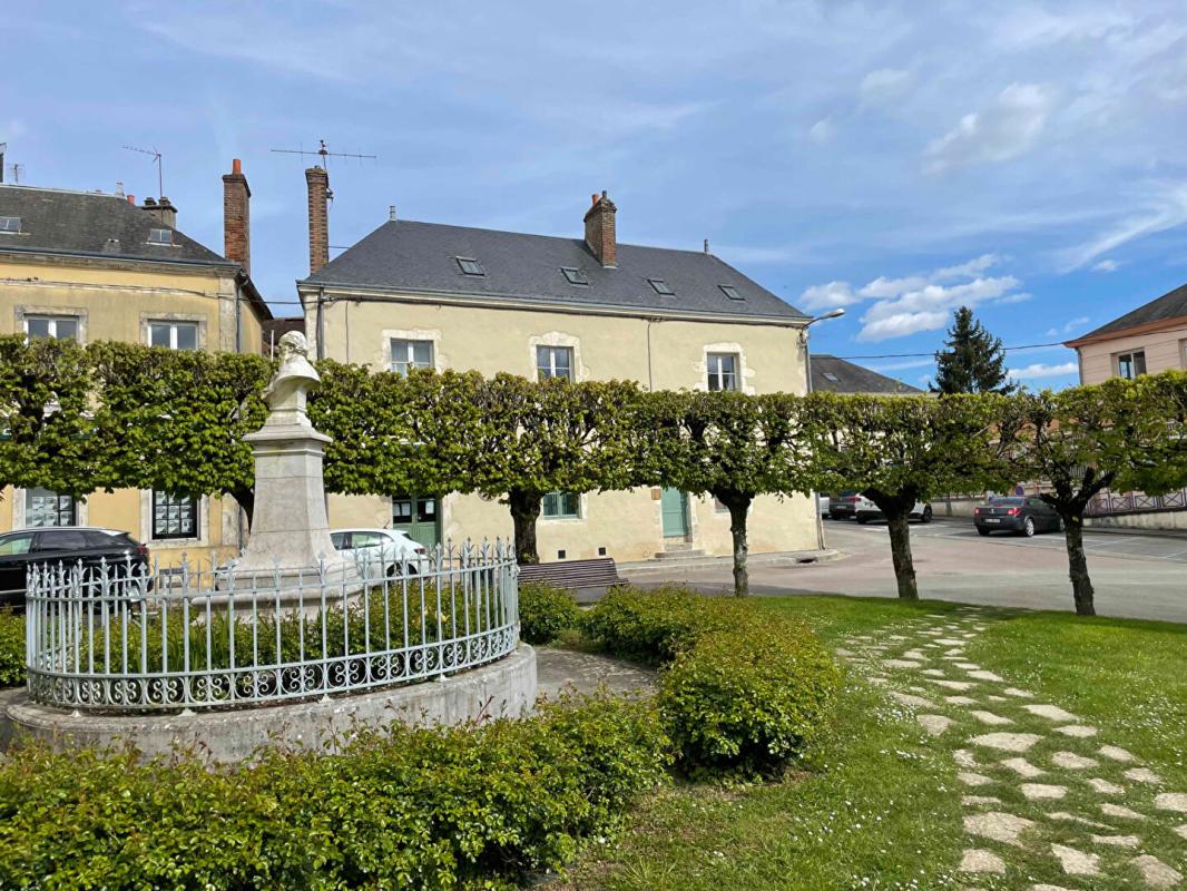 BELLEME Bellême centre - Immeuble de rapport avec commerce et appartements meublés - Rentabilité et potentiel d'évolution 2