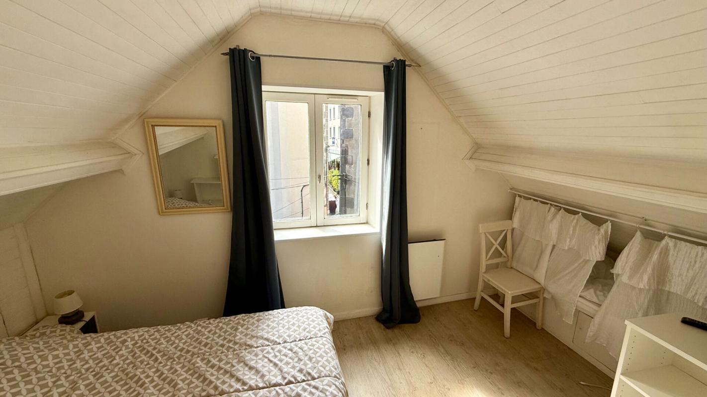 MONT-DORE Maison Mont Dore 5 pièce(s) 79.99 m2 12