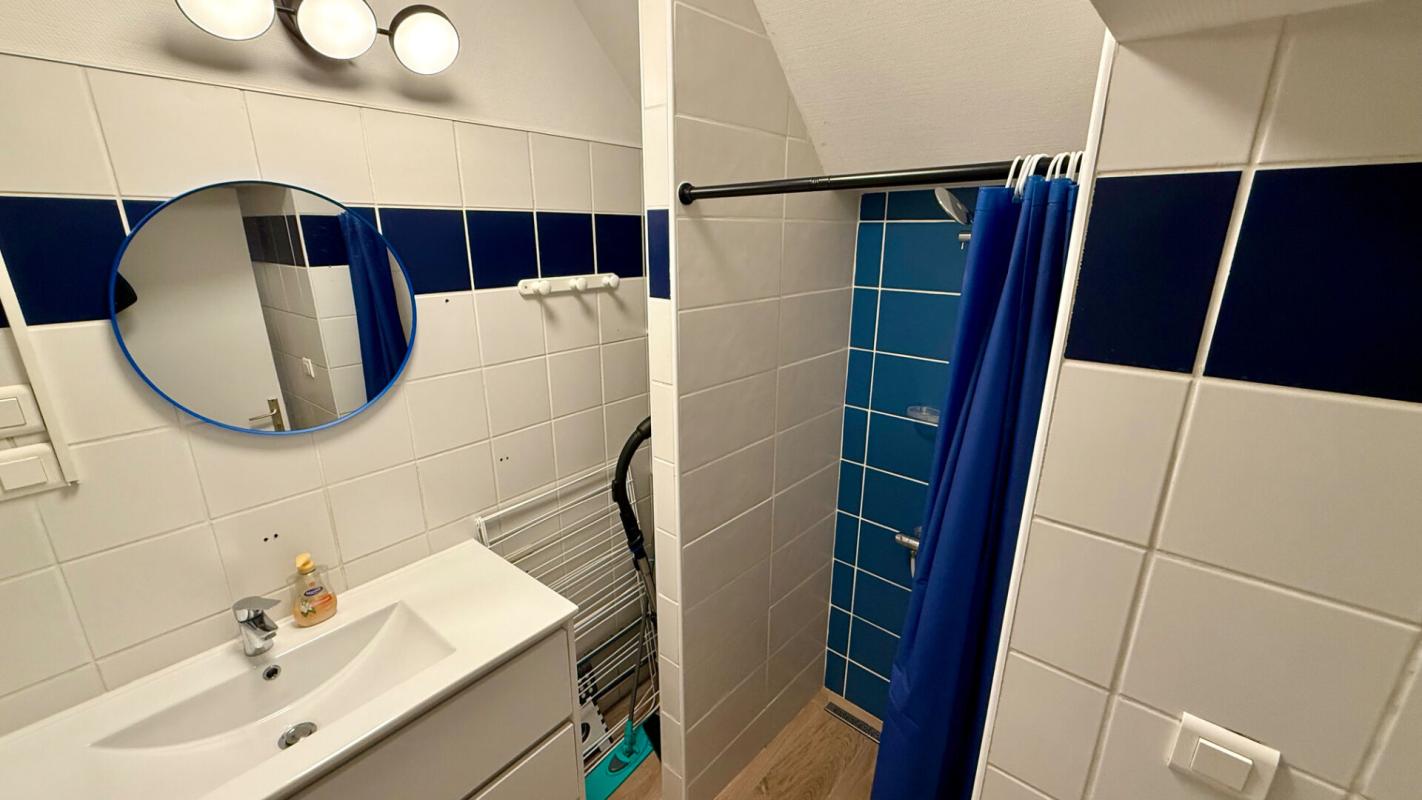 MONT-DORE Maison Mont Dore 5 pièce(s) 79.99 m2 6