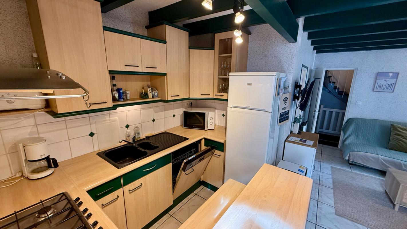 MONT-DORE Maison Mont Dore 5 pièce(s) 79.99 m2 9