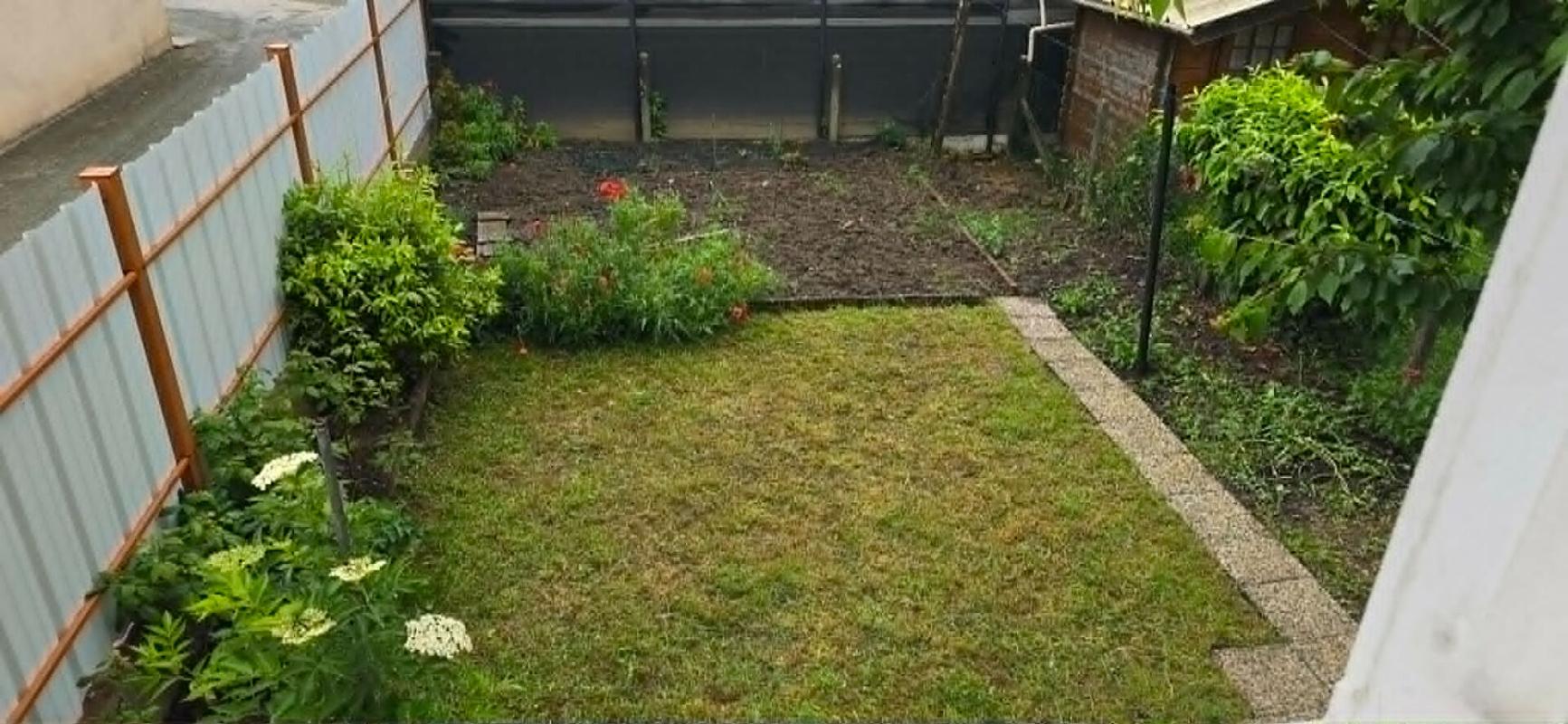 LE MANS Maison LE MANS LES MAILLETS  87 M2 GARAGE JARDIN 2