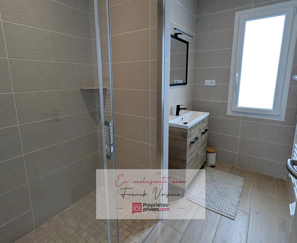 SAINT-MARS-LA-REORTHE A VENDRE en Exclusivité à Saint Mars la Réorthe, Maison de 88 m2 env avec 3 chambres sur une parcelle de 314 m2 env 9