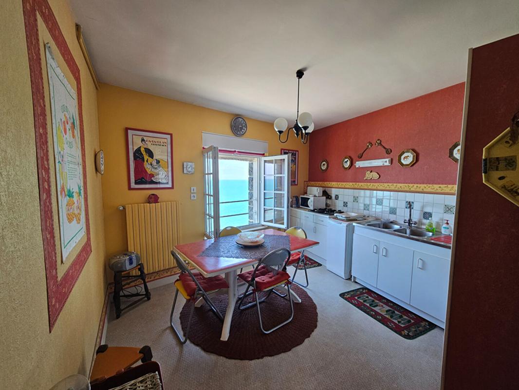 GRANVILLE Appartement dans le quartier historique, avec vue Mer 5