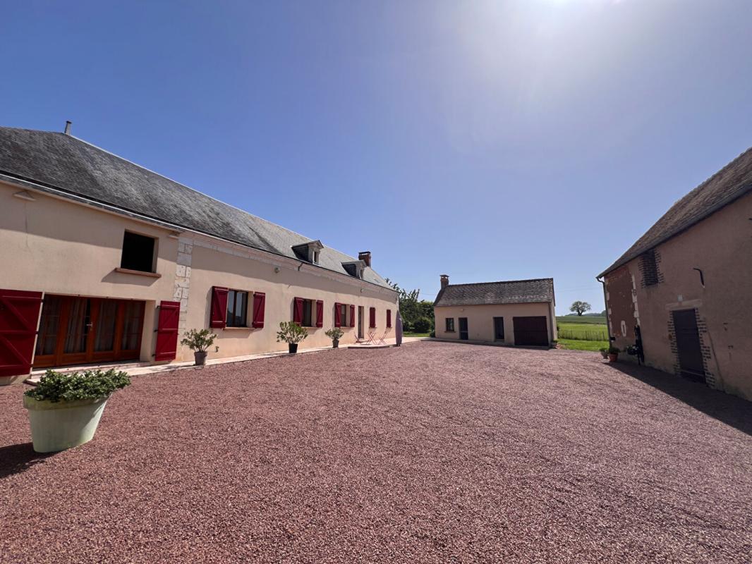 VERNEIL-LE-CHETIF Maison - Verneil Le Chetif - 5 pièce(s) - 148 m² 2