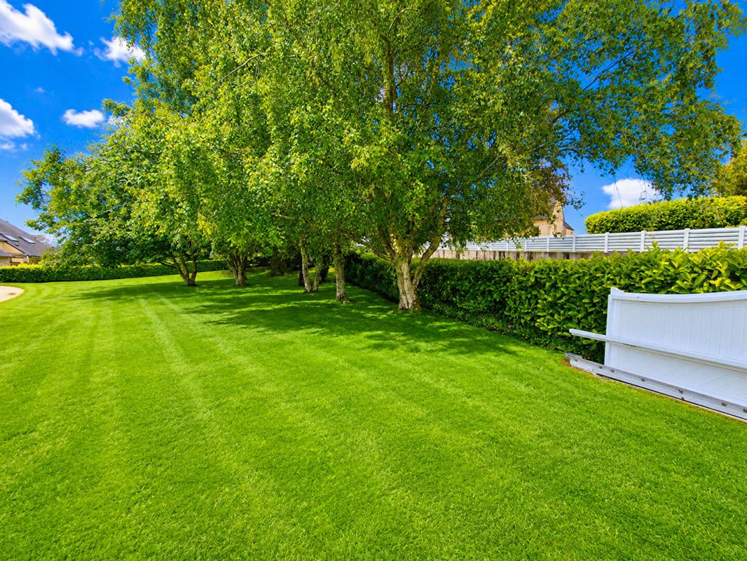 CAUDAN Magnifique propriété de charme de 186 m2 - Longère entièrement rénovée avec beaucoup de potentiel (150 m2 aménageable de plus) - 5200 m2 de terrain et 3,4 hectares disponibles et attenants 3