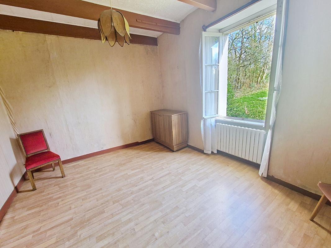 PLOUIGNEAU Maison 108 m2 terrain 4650m² dont terrain constructible de 1000m² 13