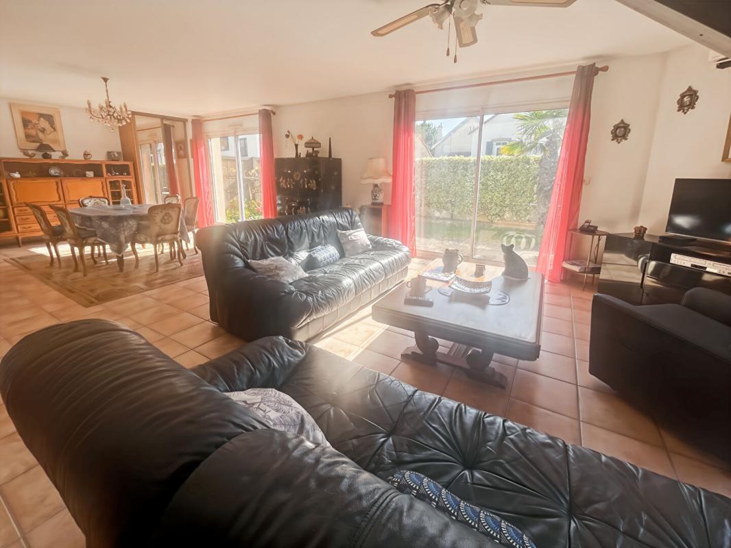 SAINT-BREVIN-LES-PINS Maison Saint Brevin Les Pins 5 pièce(s) 130 m2 centre ville 3