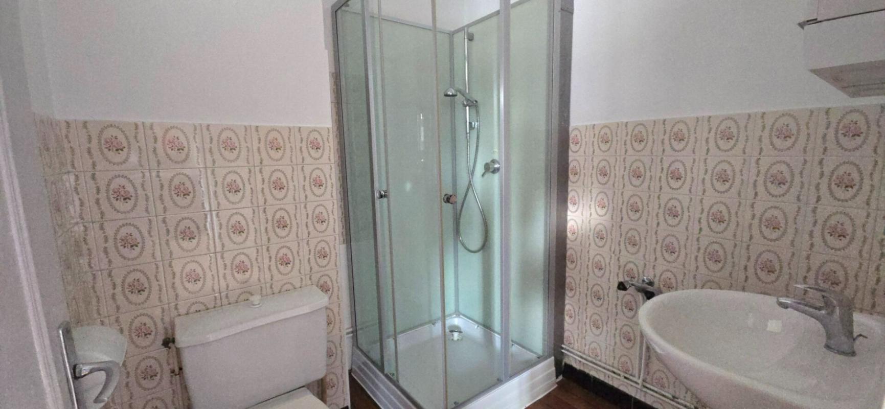 PERIGUEUX Appartement T1, meublé, d'une surface de 27.40 m², dans le centre ville de Périgueux 6