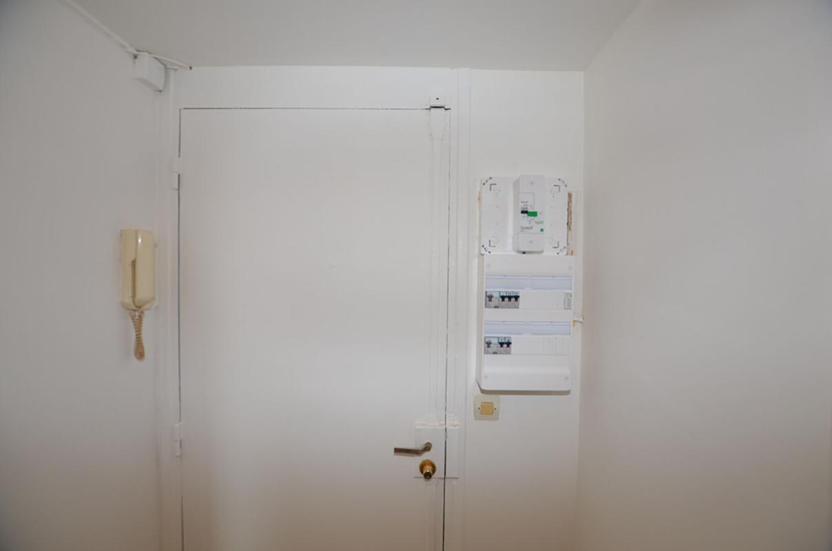 JUVISY-SUR-ORGE Appartement Juvisy Sur Orge 1 pièce 29 m² 9