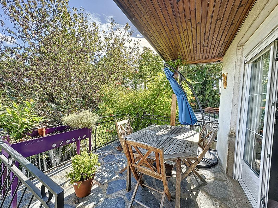 IGNY Maison Familiale à Igny Terrain de 500 m² Combles Aménageables et Sus sol total ! 2