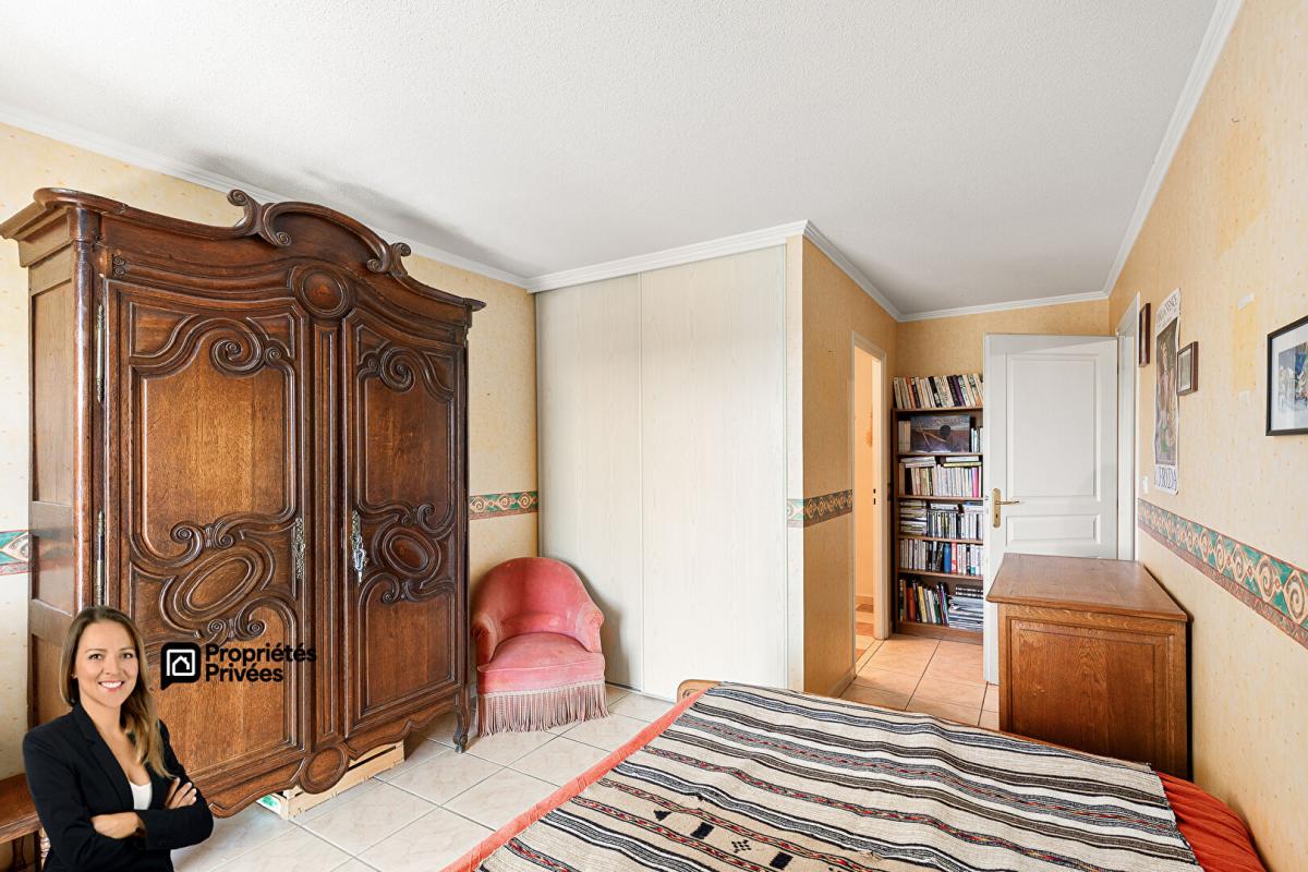 FREJUS Appartement 4 pièces avec garage, parking et cave 15