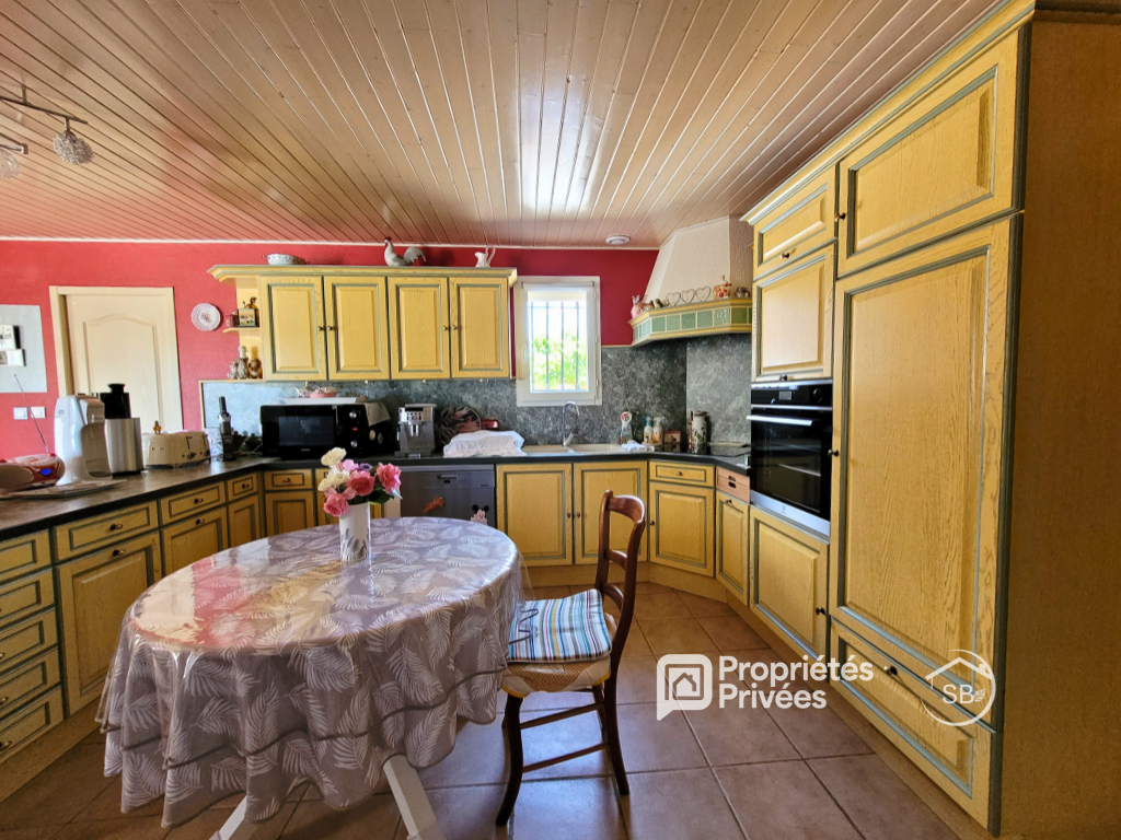 LABLACHERE Villa totalement rénovée avec piscine - 3 chambres - Lablachère - 375 000 8