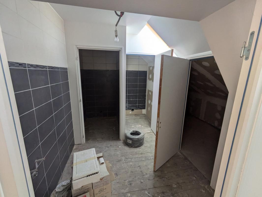 LA CHARITE-SUR-LOIRE Ensemble immobilier divisible avec jardin et garage 4