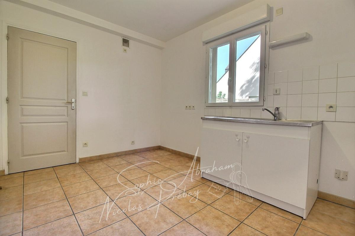 TOURY Maison avec 5 chambres, garage et jardin 5