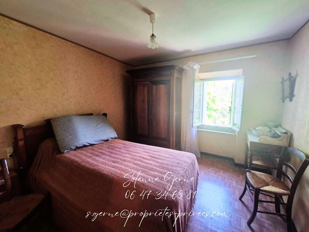 ROQUEBRUN Maison Roquebrun 5 pièce(s) 92 m2 12