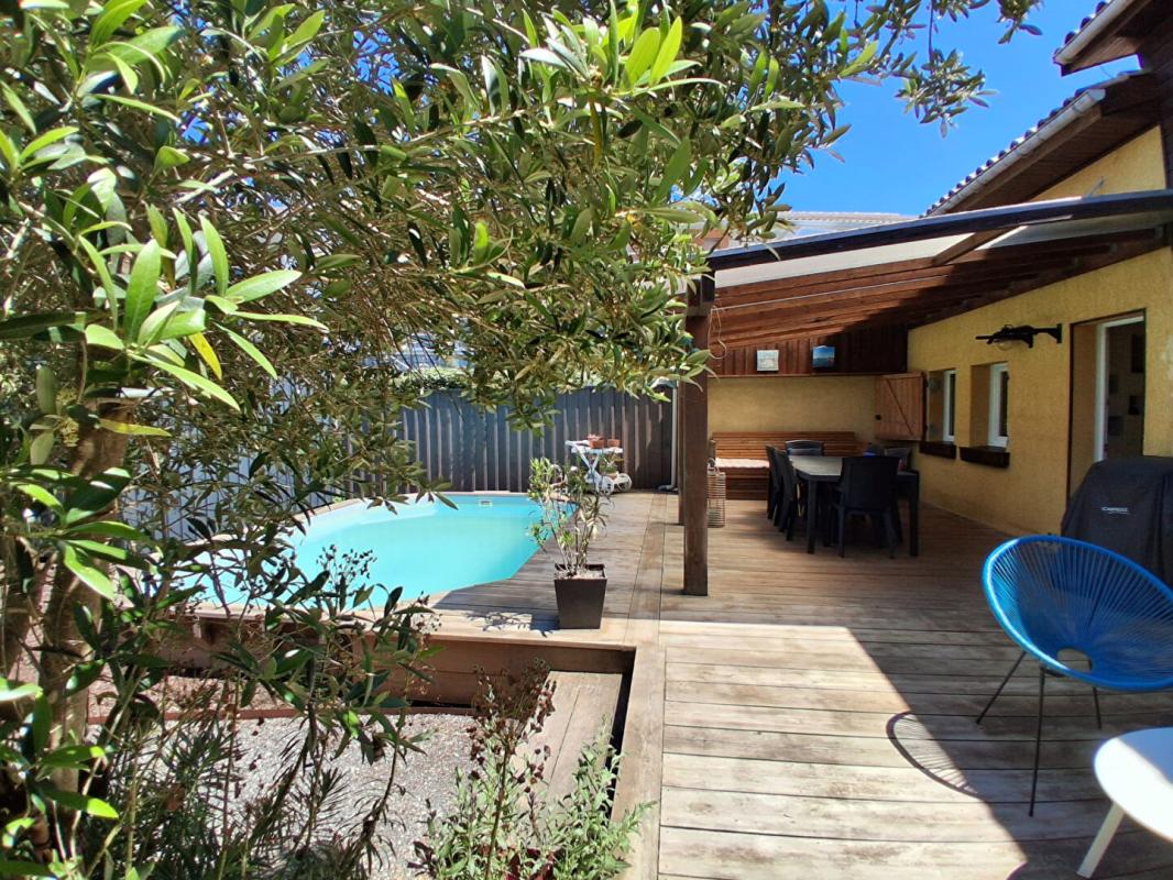 LE BARP Maison Le Barp 5 pièce(s) 107 m2 2