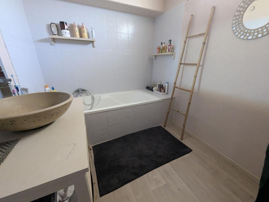 LE BARP Maison Le Barp 5 pièce(s) 107 m2 7