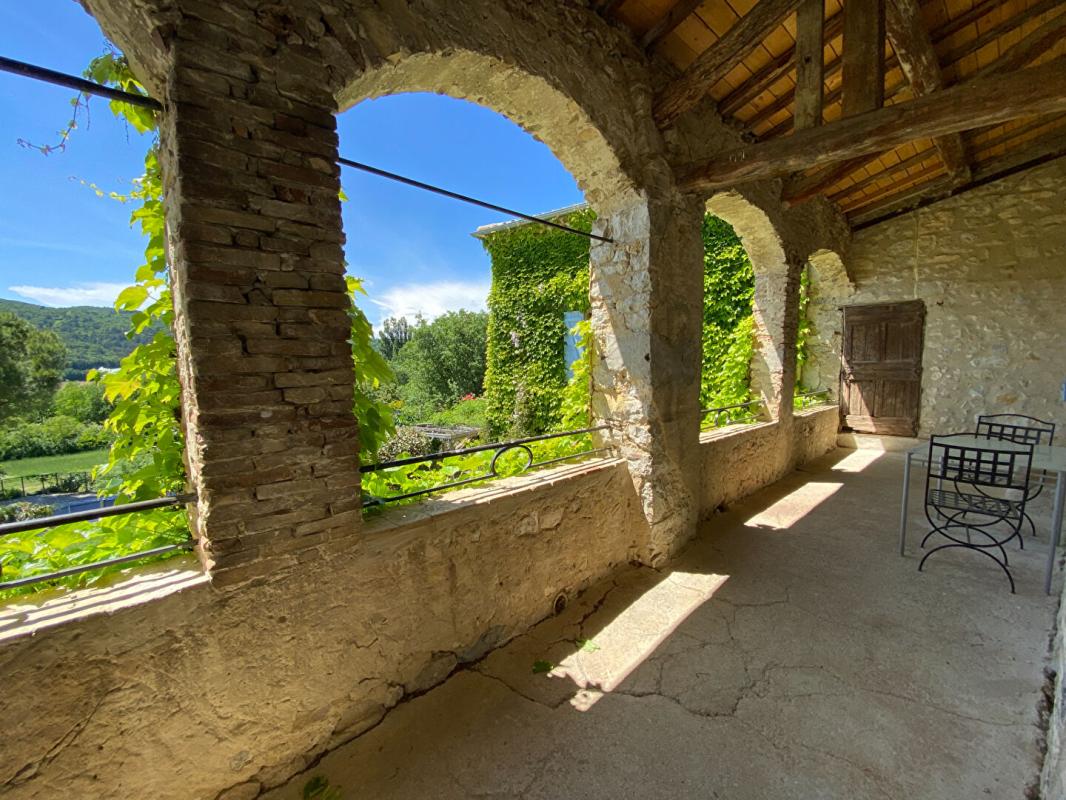 MARSANNE Maison + 3 gîtes 11 pièces 330 m2 18