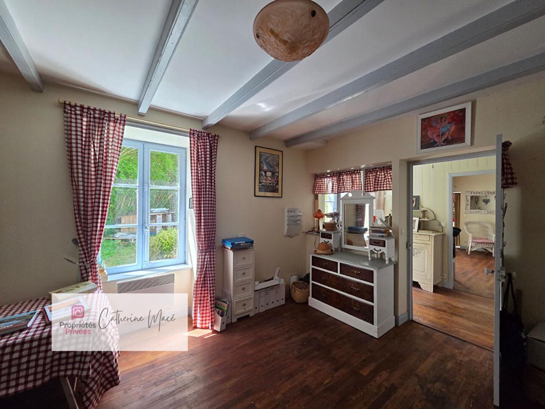 CLOHARS-CARNOET Finistère Sud, Clohars -Carnoët, longère de 125 m2,  6 pièces 9