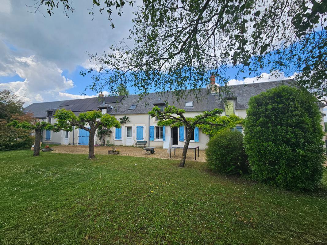 SAINTE-SOLANGE LONGERE 5 chambres à Sainte Solange 18220 1