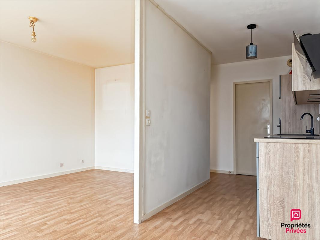 TRELAZE Appartement Trelaze 2 pièce(s) 56.9 m2 4