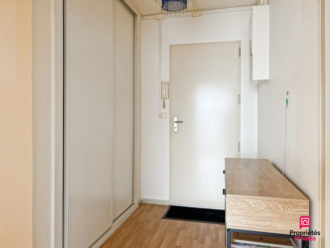 TRELAZE Appartement Trelaze 2 pièce(s) 56.9 m2 6