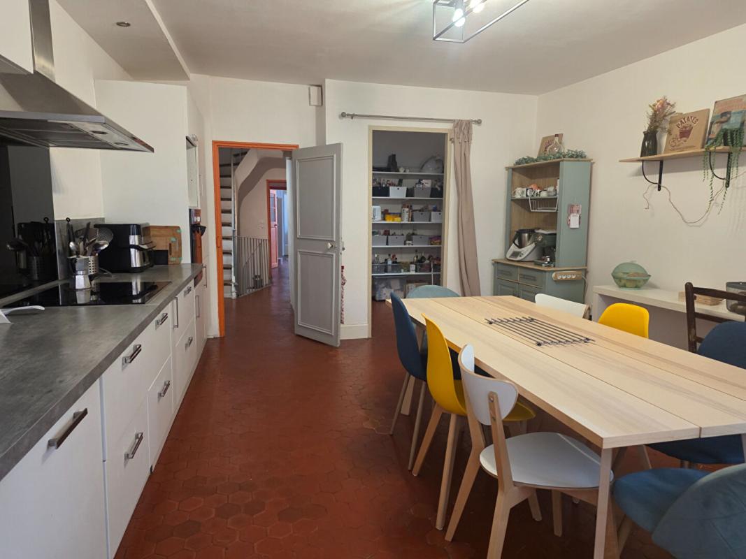 ROUGIERS ROUGIERS MAISON DE VILLAGE + GARAGE 2