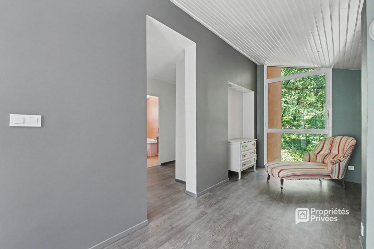 BOULOC Maison T5 de 181m2, 200 m2 de dépendace sur 2000 m2 de parcelle 8