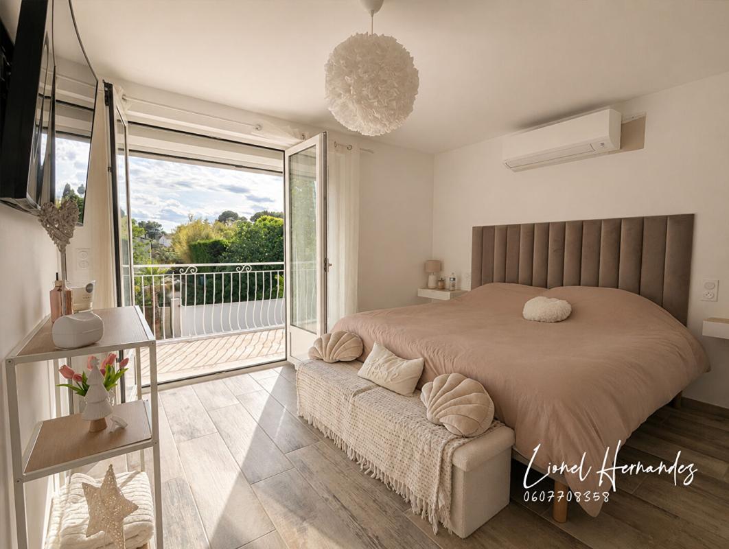 ALES Maison rénovée de 123 m² avec terrain plat, clos et arboré de 1250 m² 9