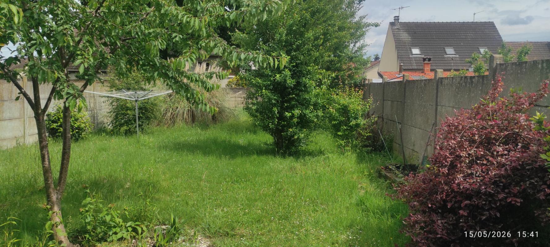 MONTFERMEIL Montfermeil 93370 .Pavillon avec jardin arboré, stationnement multiple, sous-sol total 60 m² ? Fort potentiel 13