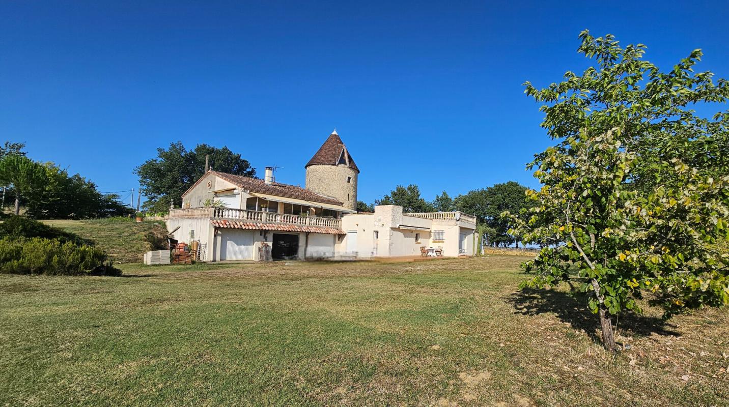 COURRENSAN Maison Courrensan 8 pièce(s) 259 m2 3